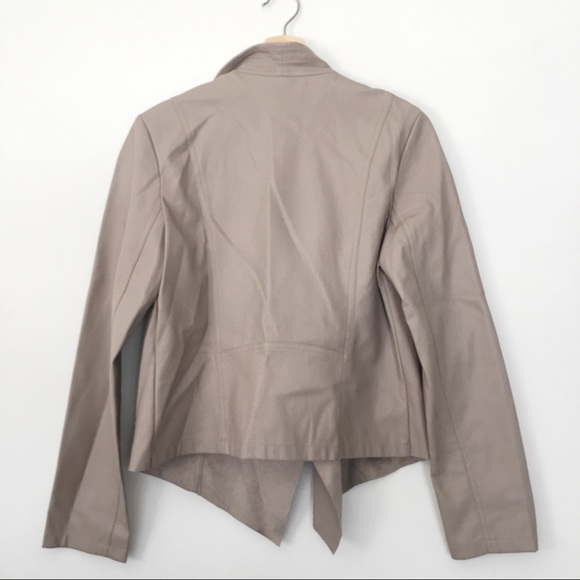 [SOLD] NWOT Collection B Faux Leather Blazer - Picture 3 of 4